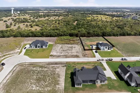 6230 Mcchesney Dr, Midlothian, TX 76065