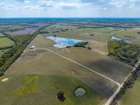 3679 Cr-1089, Celeste, TX 75423 photo 22