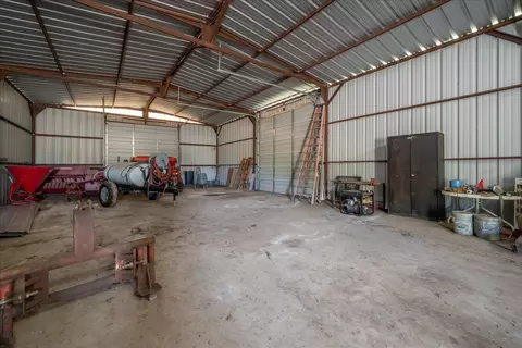 3679 Cr-1089, Celeste, TX 75423 photo 15