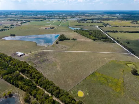 3679 Cr-1089, Celeste, TX 75423 photo 20