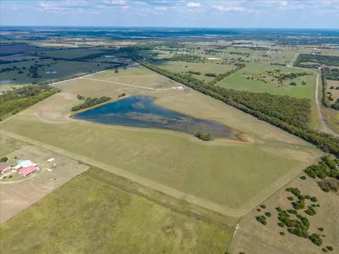3679 Cr-1089, Celeste, TX 75423 photo 25
