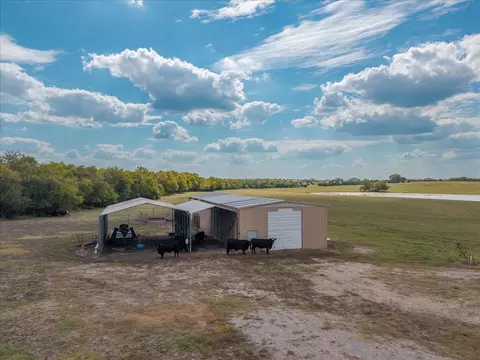 3679 Cr-1089, Celeste, TX 75423 photo 13