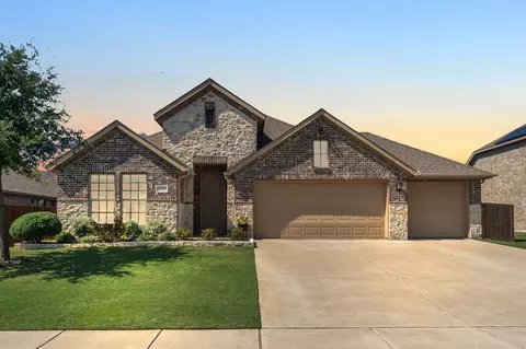 316 Monument Hill Dr, Forney, TX 75126
