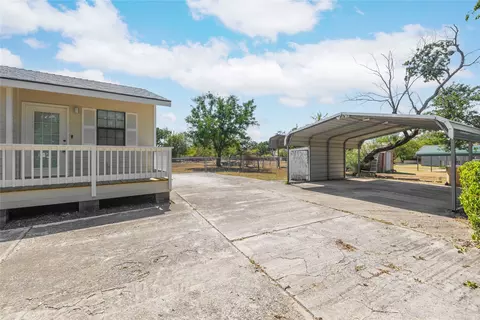 Other - 401 E Goodwin St, Bangs, TX 76823 photo 5 of 8