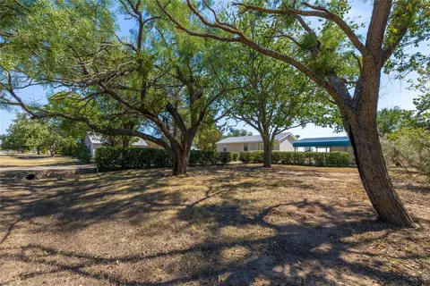 Exterior - 401 E Goodwin St, Bangs, TX 76823 photo 8 of 16