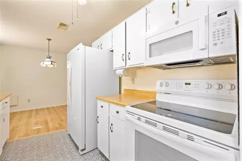 Kitchen - 401 E Goodwin St, Bangs, TX 76823 photo 2 of 4