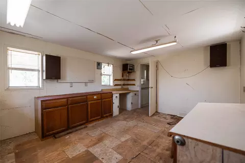 Other - 401 E Goodwin St, Bangs, TX 76823 photo 7 of 8