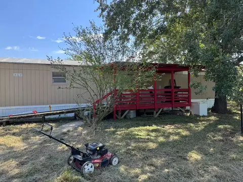 1000 Sundance Dr, West Tawakoni, TX 75474