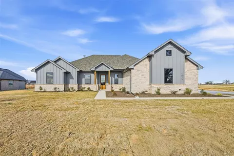 1973 Johnnie Dr, Springtown, TX 76082