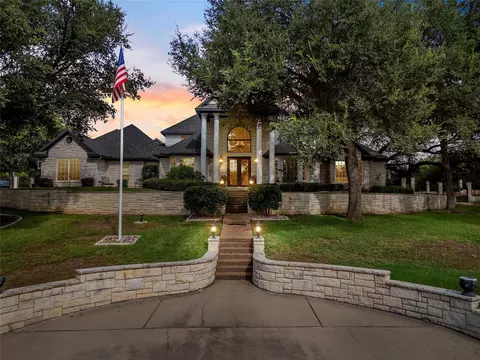 Exterior - 417 Keys Creek Dr, Waco, TX 76708 photo 1 of 7