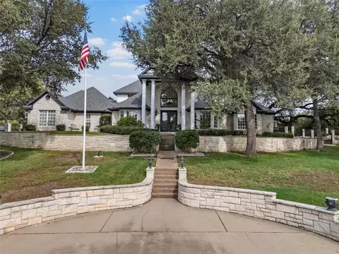 Exterior - 417 Keys Creek Dr, Waco, TX 76708 photo 7 of 7