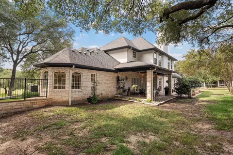 Exterior - 417 Keys Creek Dr, Waco, TX 76708 photo 5 of 7