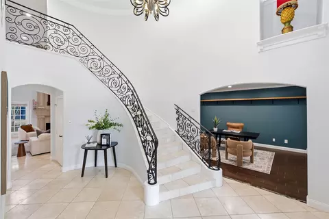 Entry Way - 417 Keys Creek Dr, Waco, TX 76708 photo 1 of 2