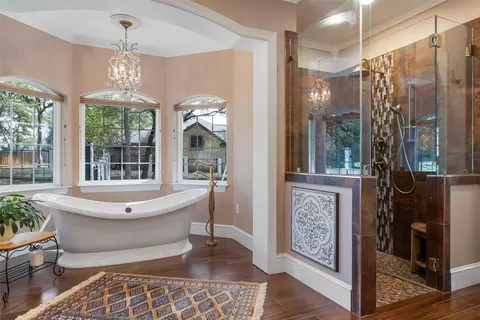 Bath - 417 Keys Creek Dr, Waco, TX 76708 photo 2 of 8