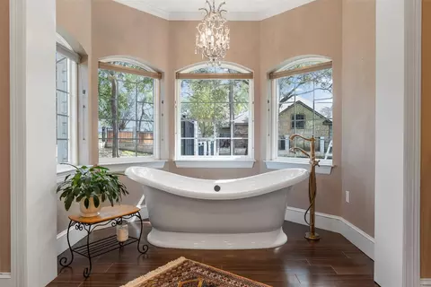 Bath - 417 Keys Creek Dr, Waco, TX 76708 photo 1 of 8