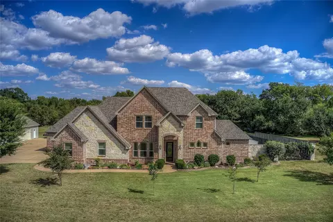 4043 Tracy Ln, Greenville, TX 75402