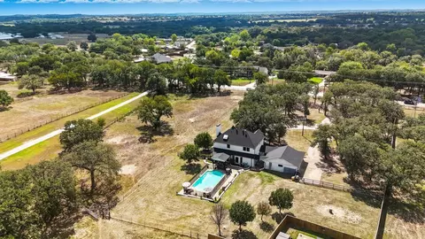 4011 E Bankhead Hwy, Hudson Oaks, TX 76087