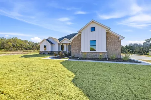 Exterior - 151 Rj Smith Dr, Boyd, TX 76023 photo 3 of 7