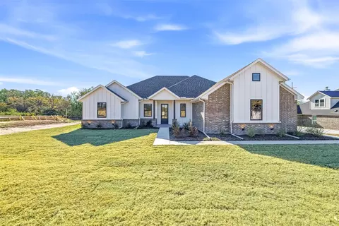 Exterior - 151 Rj Smith Dr, Boyd, TX 76023 photo 2 of 7