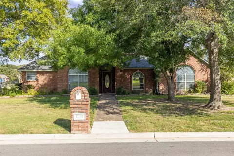 11105 Trafalgar Dr, Greenville, TX 75402
