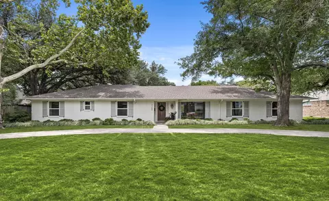 3788 Waldorf Dr, Dallas, TX 75229