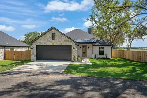 6421 Mill Run Rd, Athens, TX 75751