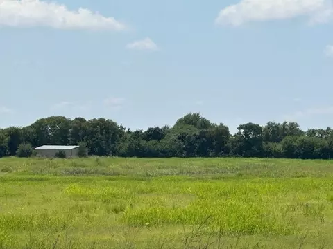 10328 A County Road 418, Grandview, TX 76050