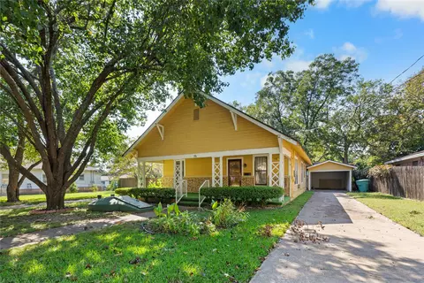 116 S Bryant Ave, Sherman, TX 75092