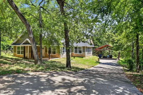 1104 S French Ave, Denison, TX 75020