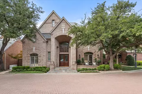 4907 Westbriar Dr, Fort Worth, TX 76109