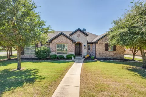 3216 Deerfield Dr, Denton, TX 76208
