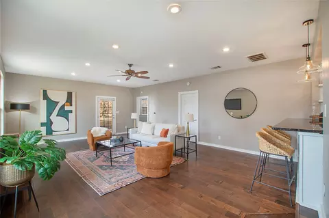 1519 Lansford Ave, Dallas, TX 75224