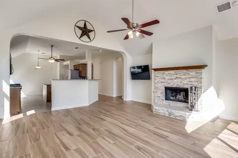 7120 Hillshire Ln, Sachse, TX 75048