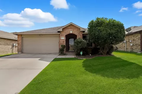 2621 Mill Springs Pass, Fort Worth, TX 76123