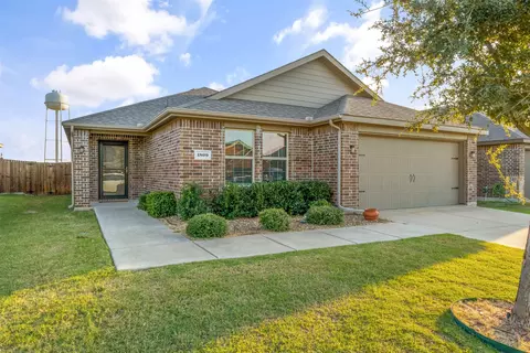 1809 Princeton Ave, Farmersville, TX 75442