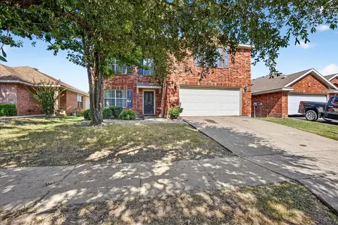 4018 Red Rock Dr, Heartland, TX 75126