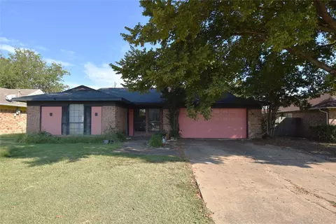 3711 7th St, Sachse, TX 75048