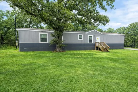 137 Santa Fe Trl, Nocona, TX 76255