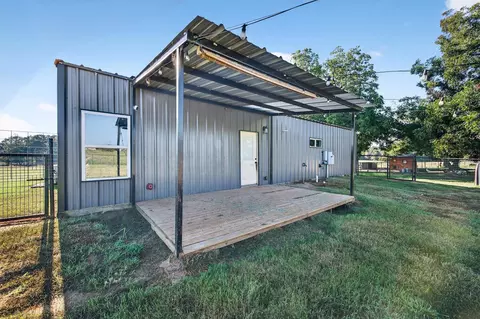 Exterior - 1700 Elmore Rd, Denison, TX 75021 photo 6 of 8