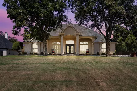 9707 Ravenswood Rd, Granbury, TX 76049