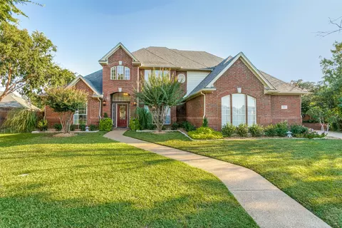 203 Manor Pl, Southlake, TX 76092
