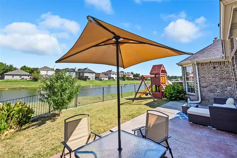 11600 Winding Brook Dr, Fort Worth, TX 76244