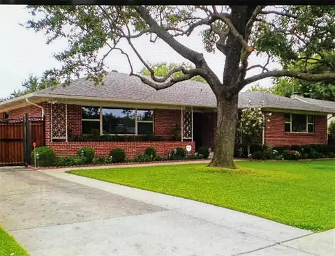 10526 Cromwell Dr, Dallas, TX 75229
