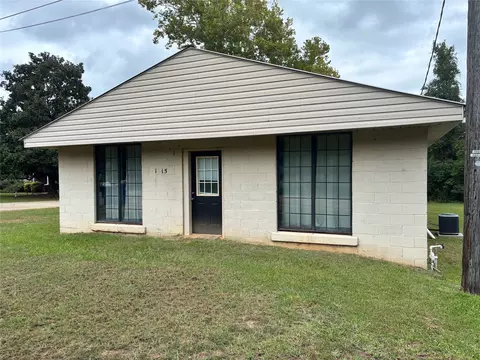 Exterior - 1505 Mill St, Ringgold, LA 71068 photo 5 of 7