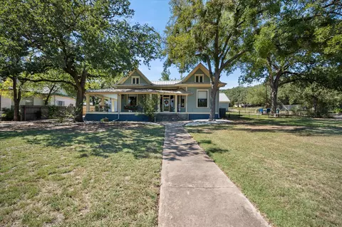 1209 NW 4th Ave, Mineral Wells, TX 76067