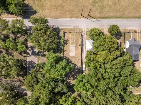 1003 E Clay St, Waco, TX 76704 photo 3