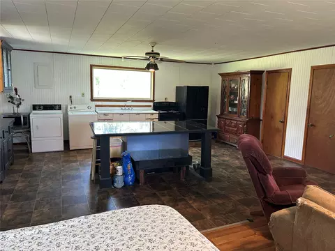 Kitchen - 401 Ridge Row, Many, LA 71449 photo 1 of 1