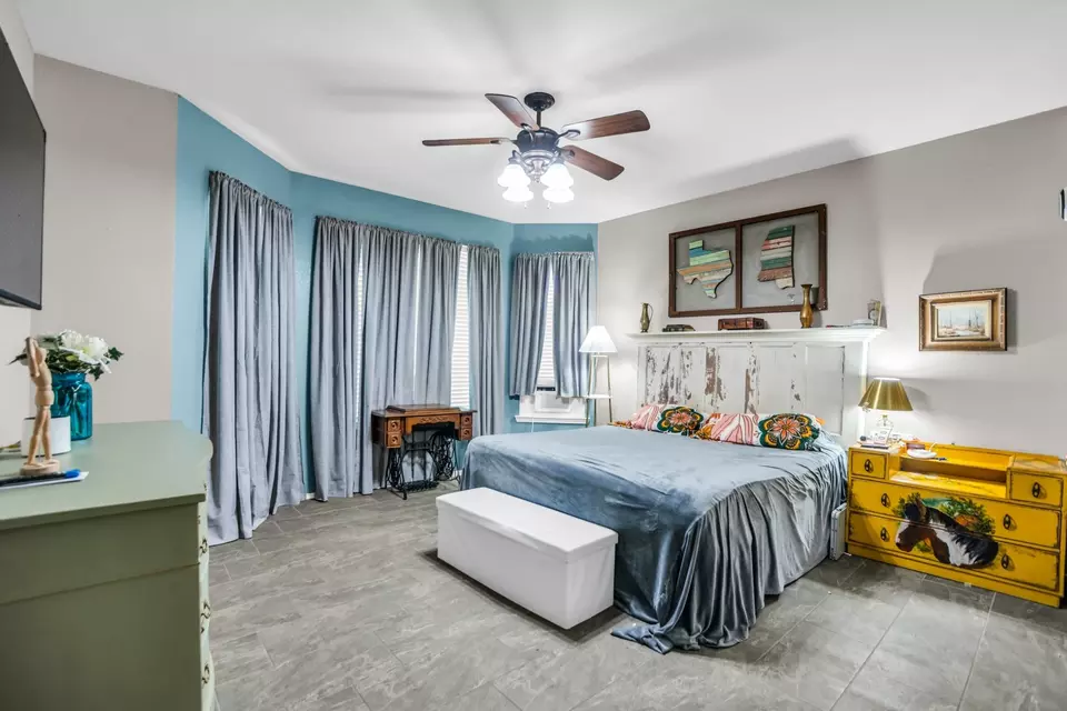 Bedroom - 1436 Christine Dr, Allen, TX 75002 photo 1 of 4