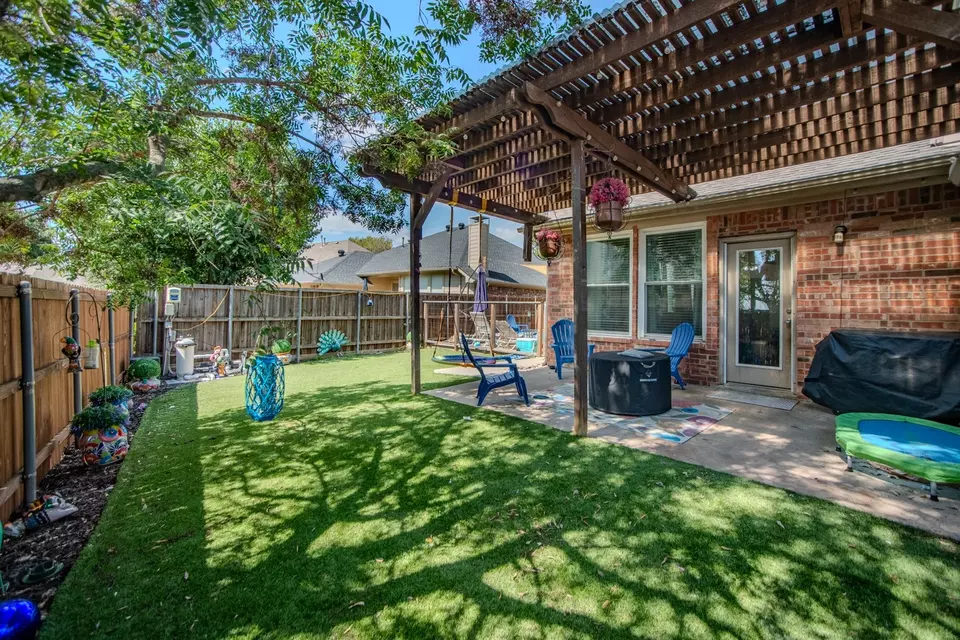 Exterior - 1436 Christine Dr, Allen, TX 75002 photo 3 of 6