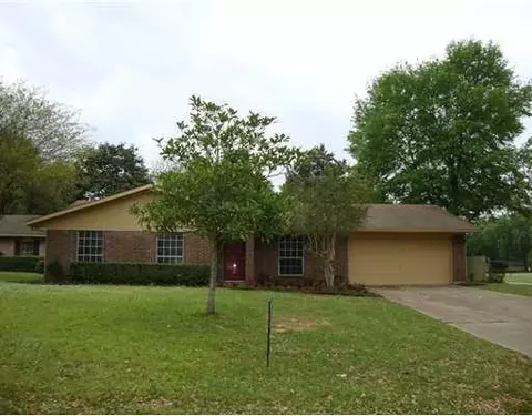 813 Kingston Ct, Shreveport, LA 71118
